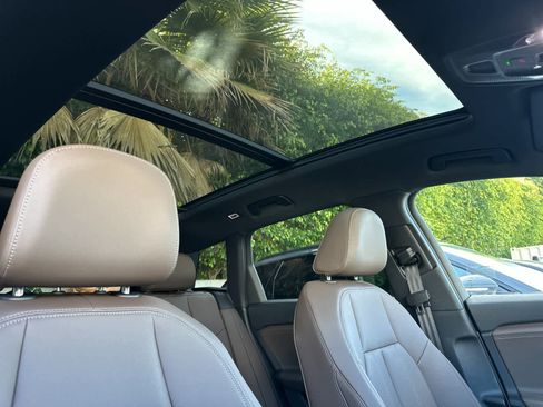 Used 2025 Audi Q6 e-tron Premium Plus w/ Premium Plus image 17