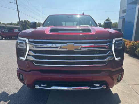 Used 2024 Chevrolet Silverado 2500 High Country image 4