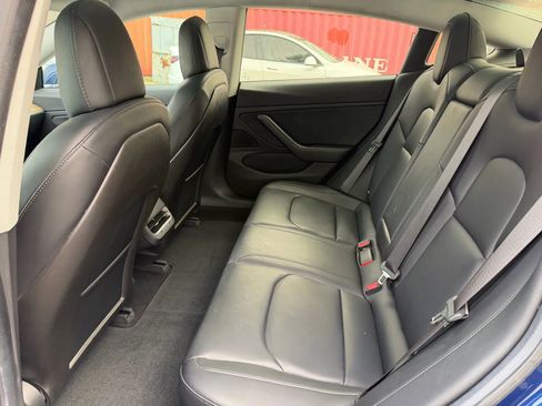 Used 2018 Tesla Model 3 Long Range image 13