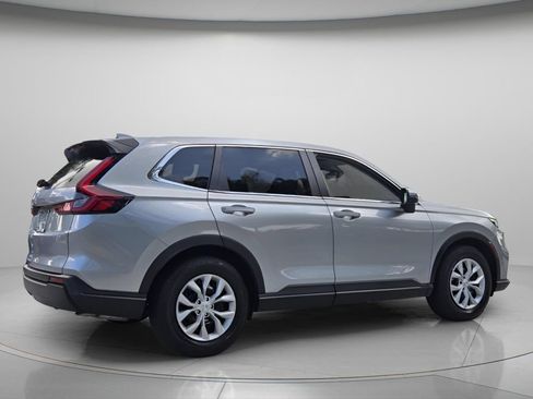 Used 2025 Honda CR-V LX image 7