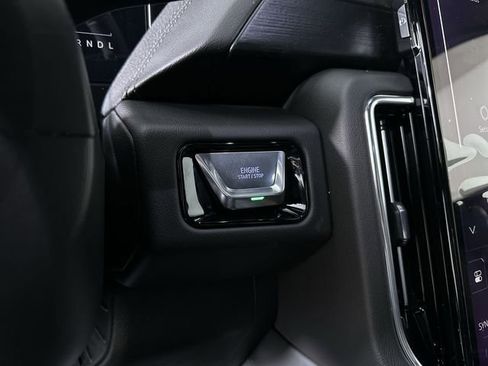 New 2026 GMC Yukon Denali w/ Sun & Power Step Package AWD/4WD image 18