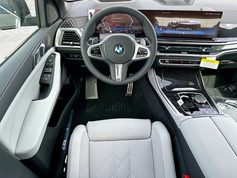 New 2026 BMW X5 sDrive40i w/ M Sport Package image 17