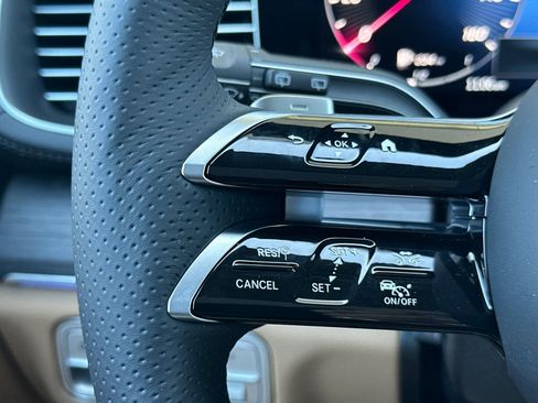 New 2026 Mercedes-Benz GLS 450 GLS 450 image 28