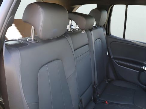 Certified 2025 Mercedes-Benz GLB 250 4MATIC image 14