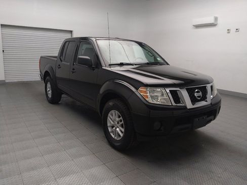 Used 2016 Nissan Frontier SV image 13