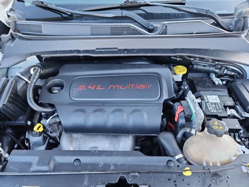 Used 2022 Jeep Compass Latitude image 22