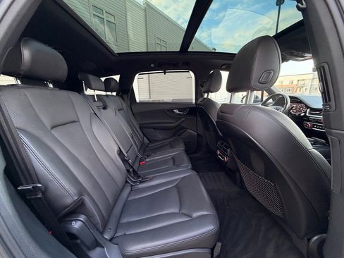 Used 2017 Audi Q7 3.0T Prestige image 25