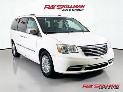 Used 2012 Chrysler Town & Country Limited w/ Luxury Group