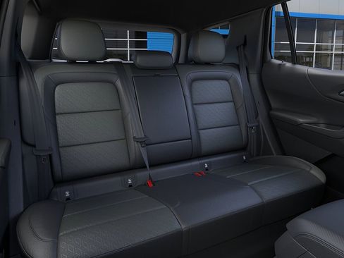 New 2026 Chevrolet Equinox LT AWD/4WD image 17