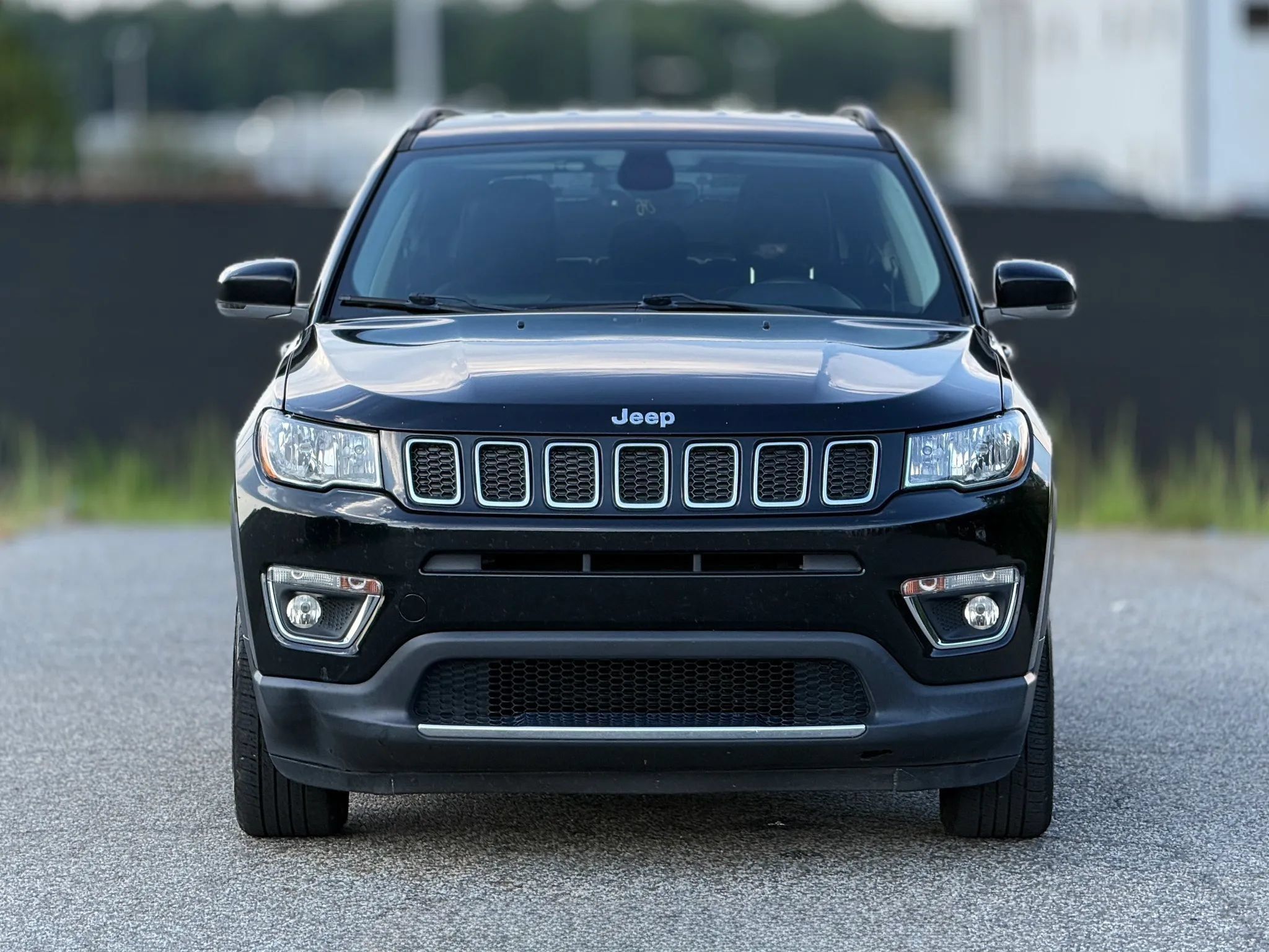 Used 2018 Jeep Compass Limited AWD/4WD image 5