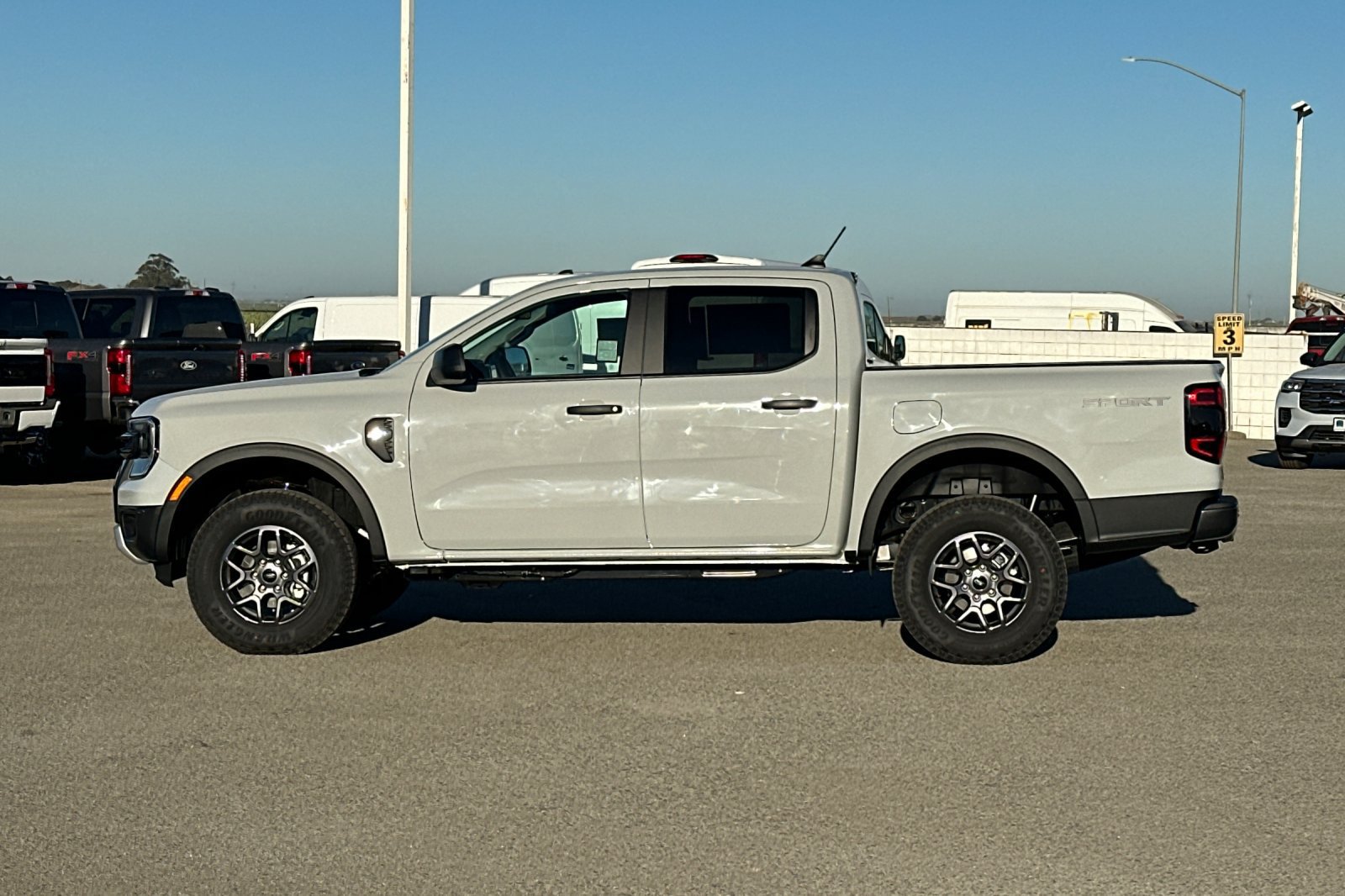 New 2026 Ford Ranger XLT w/ Trailer Tow Package RWD image 7