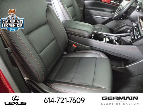 Used 2025 Chevrolet Traverse Z71 AWD/4WD image 28