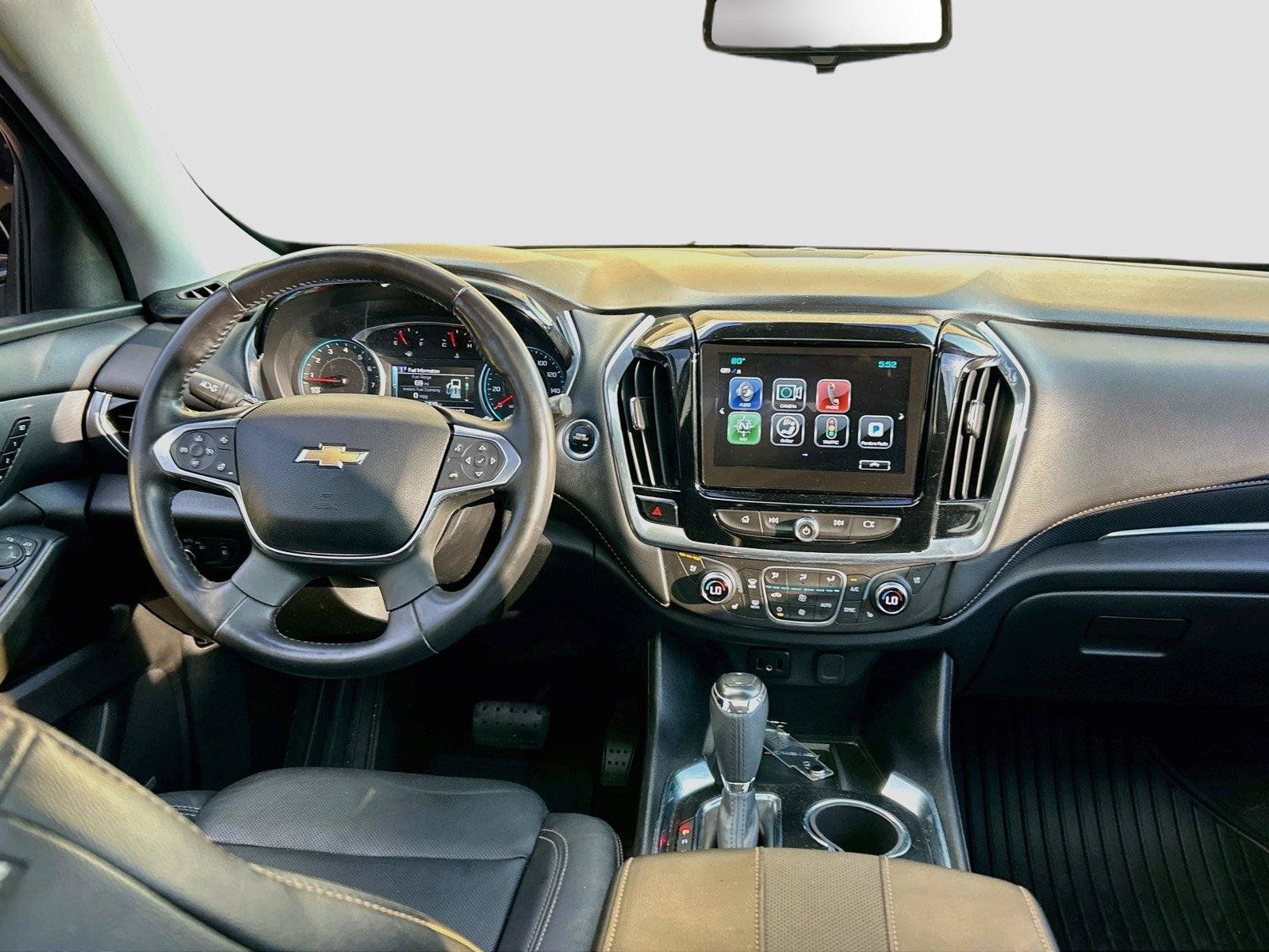 Used 2019 Chevrolet Traverse Premier w/ Driver Confidence II Package FWD image 18