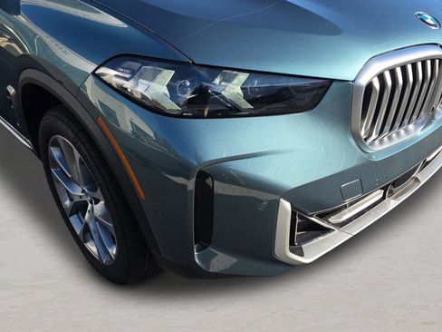 Used 2024 BMW X5 xDrive40i w/ Parking Assistance Package image 20