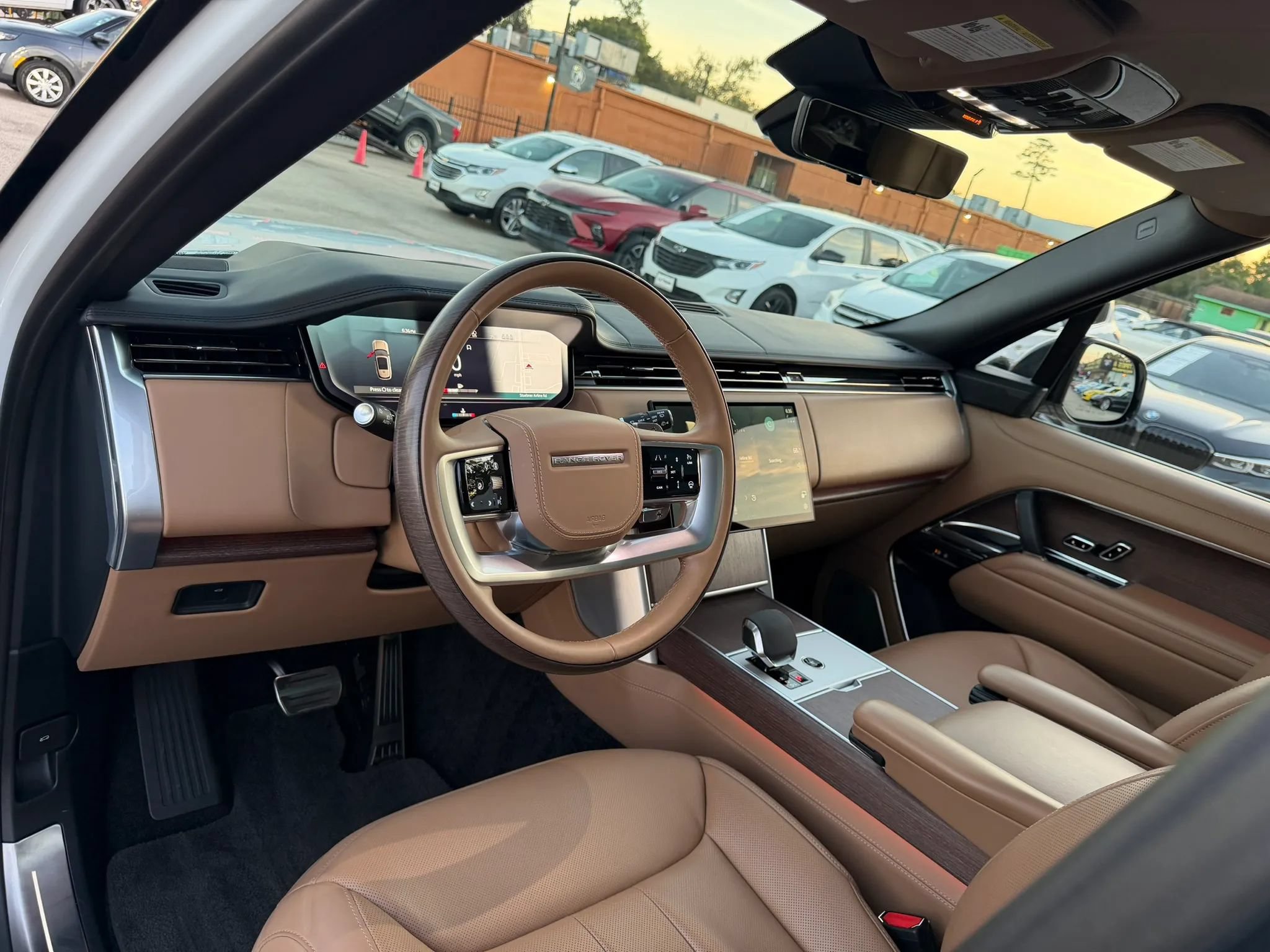 Used 2024 Land Rover Range Rover Autobiography AWD/4WD image 22
