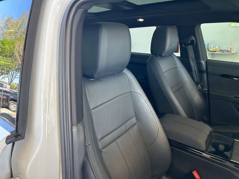 Used 2026 Land Rover Range Rover Evoque S AWD/4WD image 27