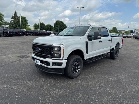 New 2026 Ford F250 XL w/ STX Appearance Package AWD/4WD image 7