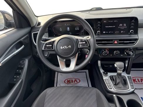 Certified 2024 Kia Seltos LX AWD/4WD image 13