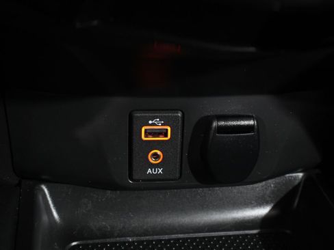 Used 2017 Nissan Rogue SL w/ SL Premium Package AWD/4WD image 34