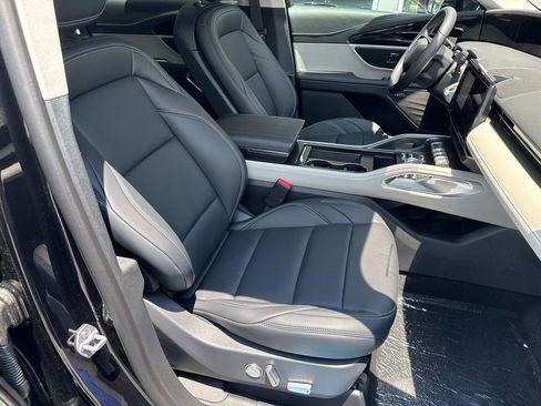 New 2025 Lincoln Nautilus Premier w/ Equipment Group 102A image 13