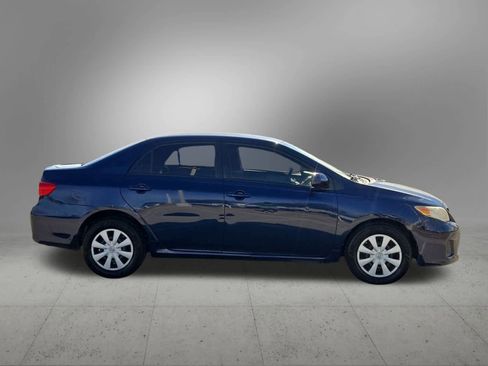 Used 2011 Toyota Corolla LE image 7