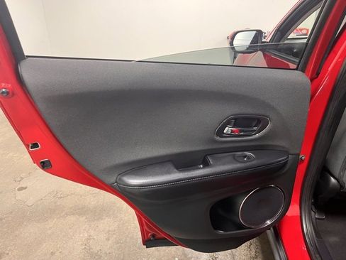 Used 2019 Honda HR-V EX image 19