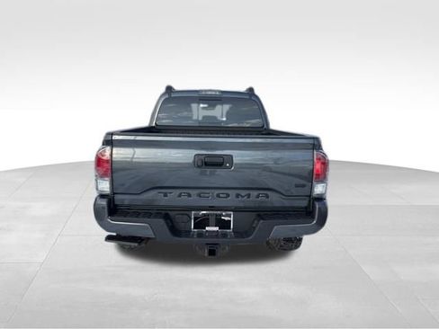 Used 2023 Toyota Tacoma TRD Off-Road image 3