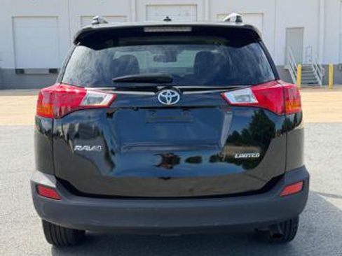 Used 2015 Toyota RAV4 Limited w/ Technology Package FWD image 5