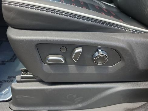 New 2026 GMC Yukon AT4 Ultimate AWD/4WD image 23