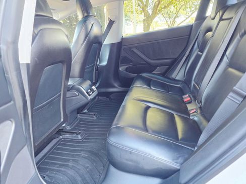 Used 2020 Tesla Model 3 Standard Range Plus image 35