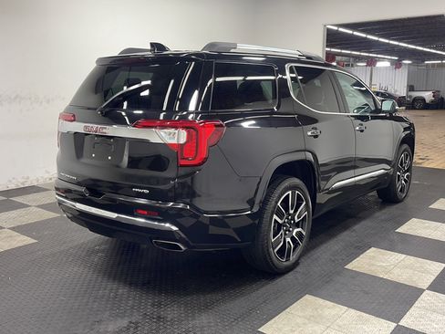 Used 2021 GMC Acadia Denali w/ Denali Ultimate Package AWD/4WD image 18