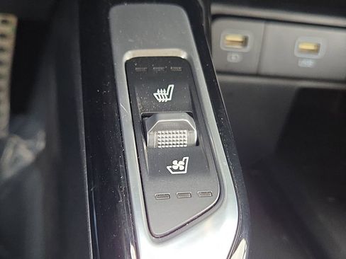 Certified 2021 Kia Sorento SX image 27