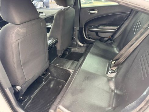 Used 2019 Dodge Charger Police RWD image 17