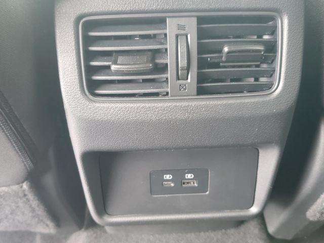 Used 2023 Nissan Rogue SV AWD/4WD image 26