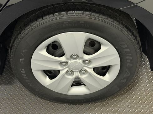 Used 2016 Kia Forte LX FWD image 17