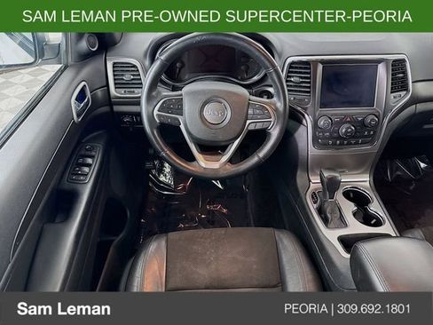 Used 2018 Jeep Grand Cherokee Altitude AWD/4WD image 22