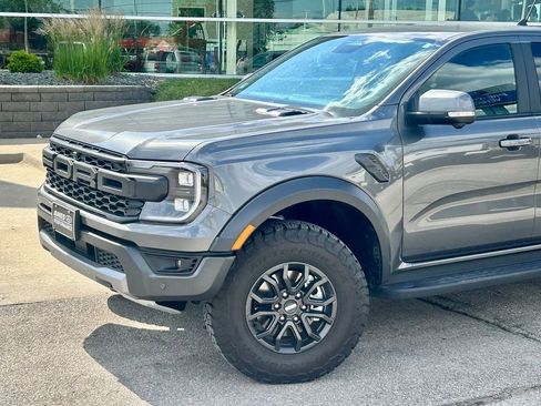Used 2025 Ford Ranger Raptor AWD/4WD image 2