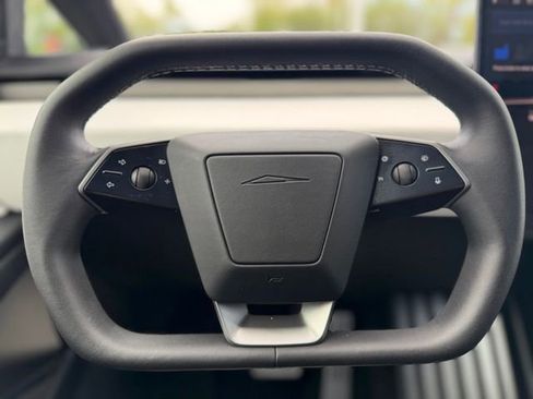 Used 2024 Tesla Cybertruck AWD Crew Cab image 24