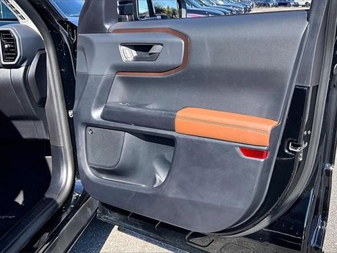 Used 2024 Ford Bronco Sport Outer Banks w/ Tech Package image 25