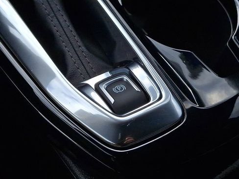Used 2025 Chevrolet Trax ACTIV w/ Driver Confidence Package FWD image 25