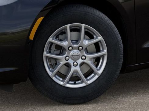 New 2026 Chrysler Pacifica Select FWD image 8