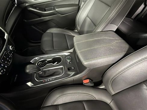 Certified 2023 Chevrolet Traverse LT image 25