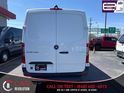 Used 2022 Mercedes-Benz Sprinter 2500 image 6