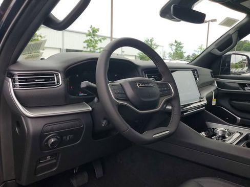 New 2026 Jeep Grand Wagoneer 4WD image 20