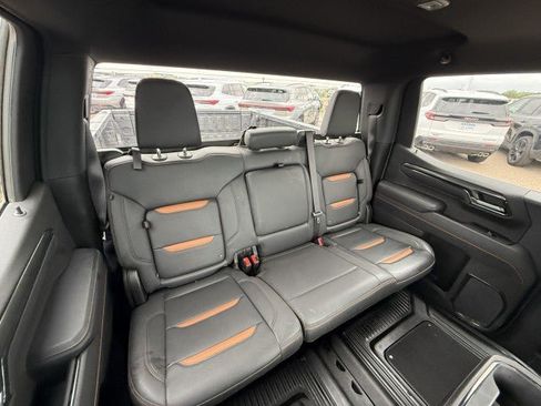 Used 2025 GMC Sierra 1500 AT4 AWD/4WD image 36