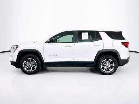 Used 2025 GMC Terrain Elevation AWD/4WD image 4