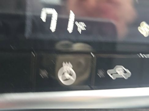 Used 2023 Nissan Rogue SV w/ SV Premium B Package image 23