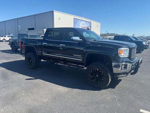 Used 2015 GMC Sierra 1500 SLT w/ SLT Crew Cab Value Package image 3