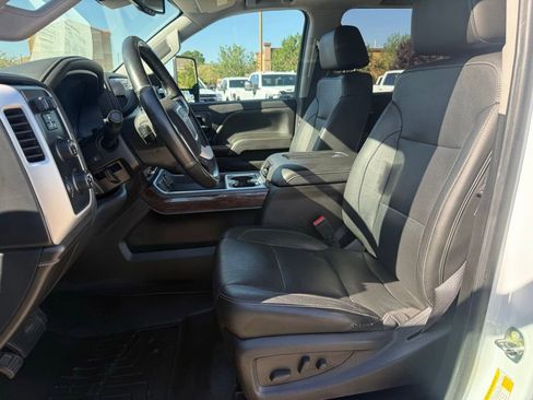 Used 2018 GMC Sierra 2500 SLT w/ Duramax Plus Package AWD/4WD image 10