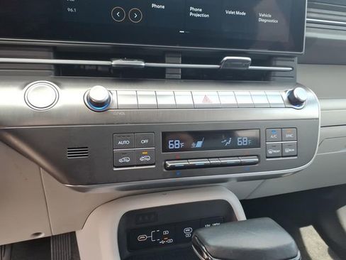 Used 2025 Hyundai Kona SEL image 26